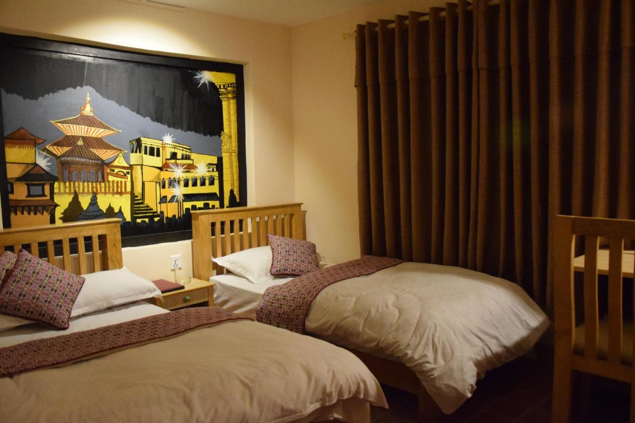 Hotel Siraaj Lalitpur ภายนอก รูปภาพ