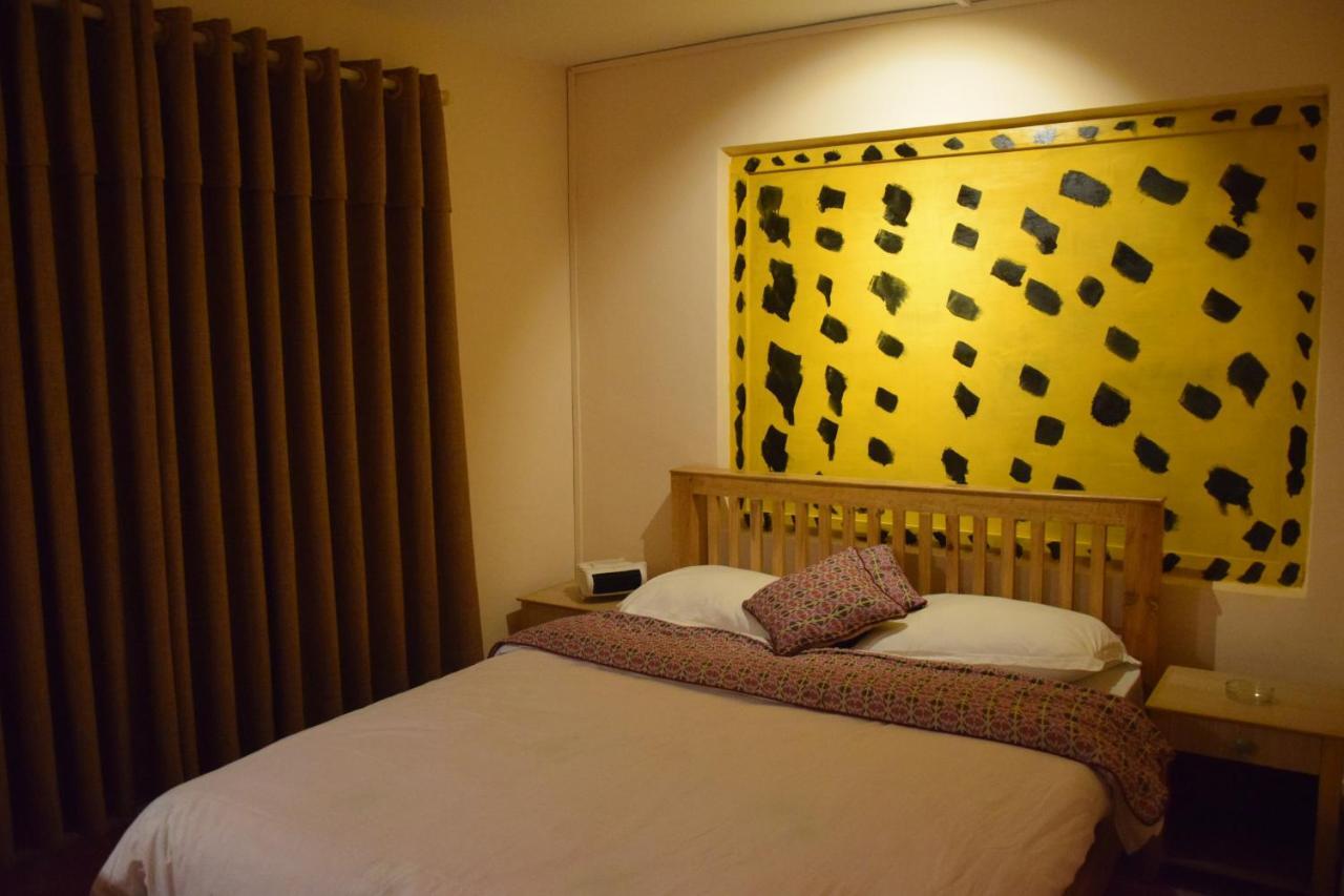 Hotel Siraaj Lalitpur ภายนอก รูปภาพ