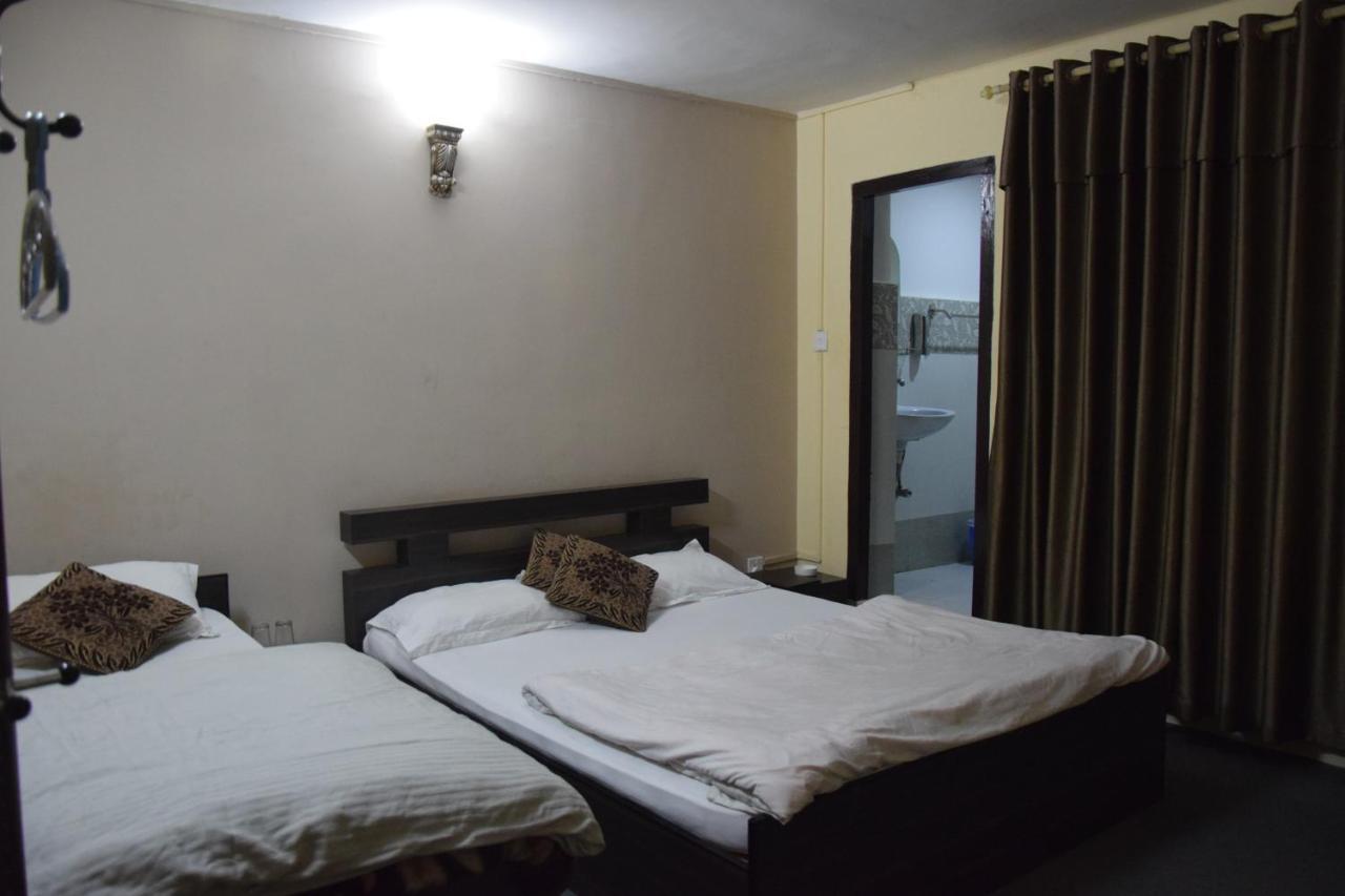 Hotel Siraaj Lalitpur ภายนอก รูปภาพ