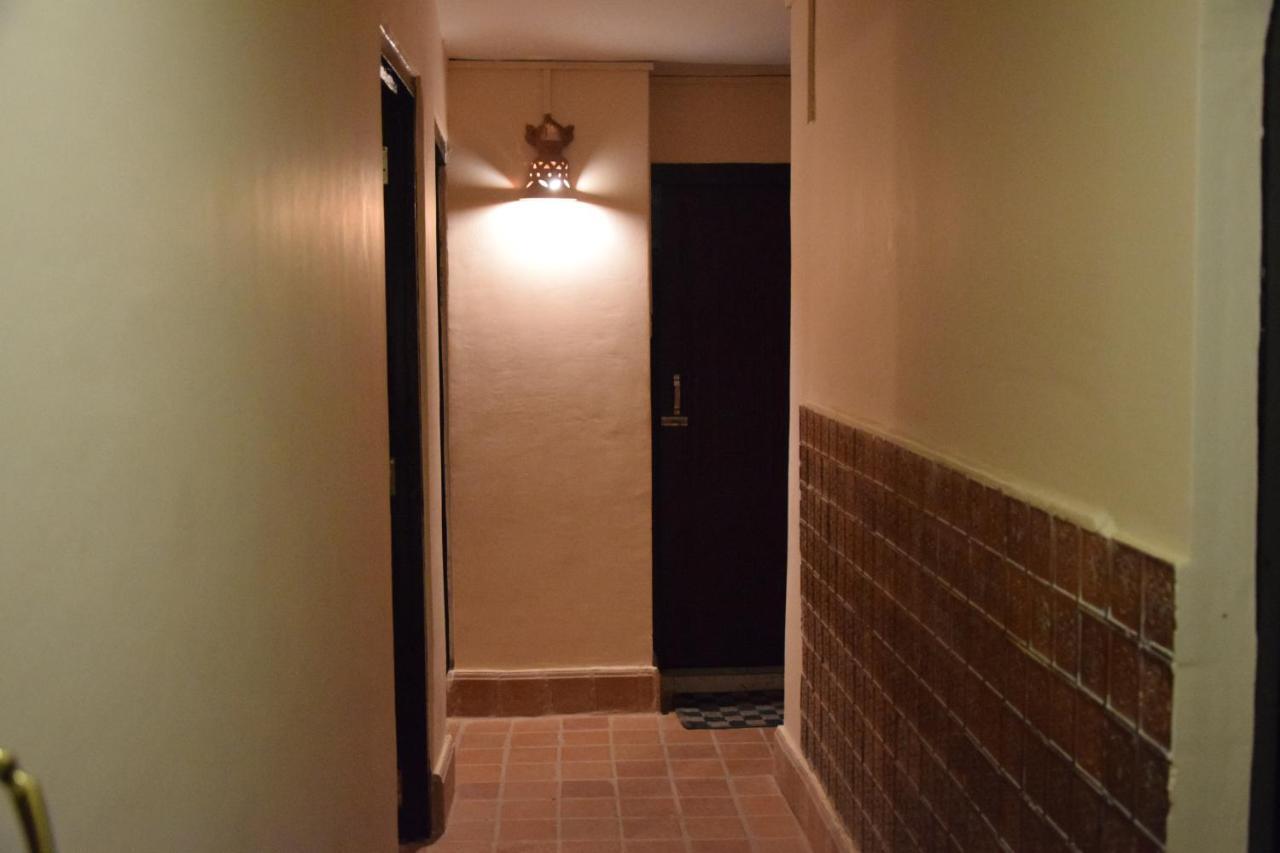 Hotel Siraaj Lalitpur ภายนอก รูปภาพ